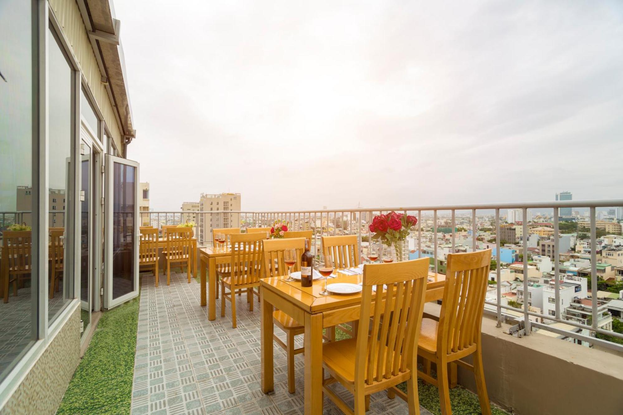Golden Light Da Nang Hotel ภายนอก รูปภาพ